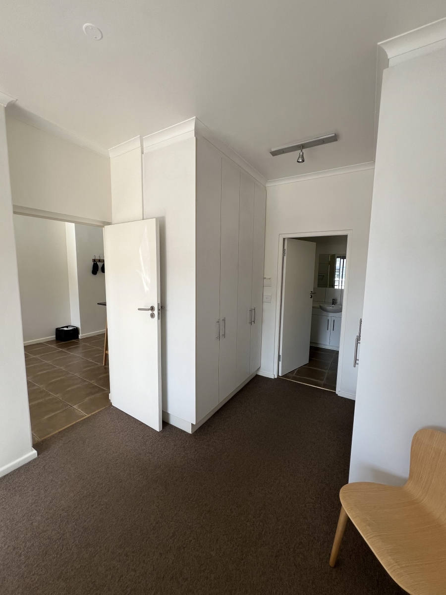 To Let 1 Bedroom Property for Rent in Gardens Western Cape